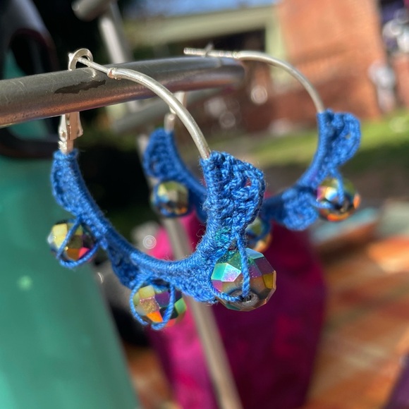 🫐 The Blueberry Earrings 🫐 - Picture 2 of 3